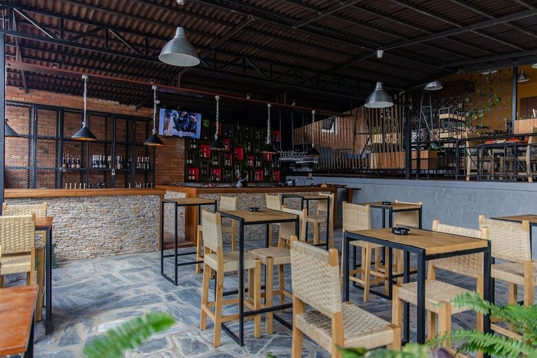 Hotel La Villa Cafe & Suites