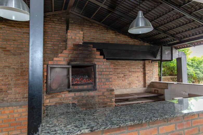 Hotel La Villa Cafe & Suites
