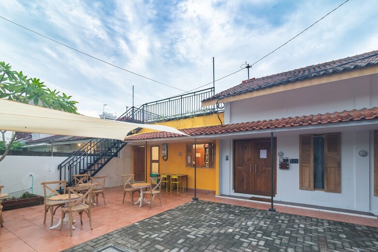 Hostal Wonderloft Hostel Jogja