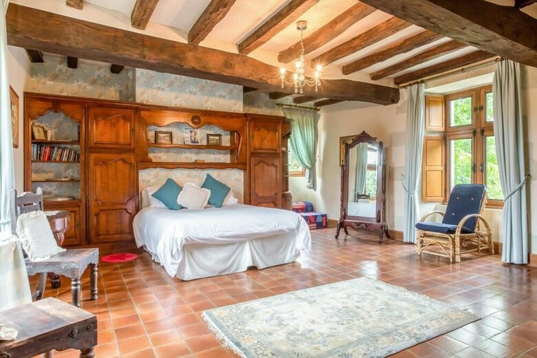 Villa 17th Century Manor House