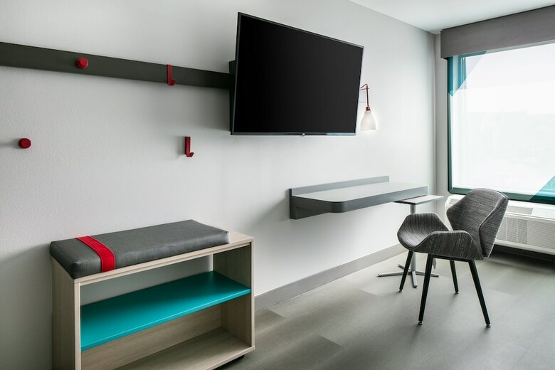 Avid Hotel Roseville - Minneapolis North