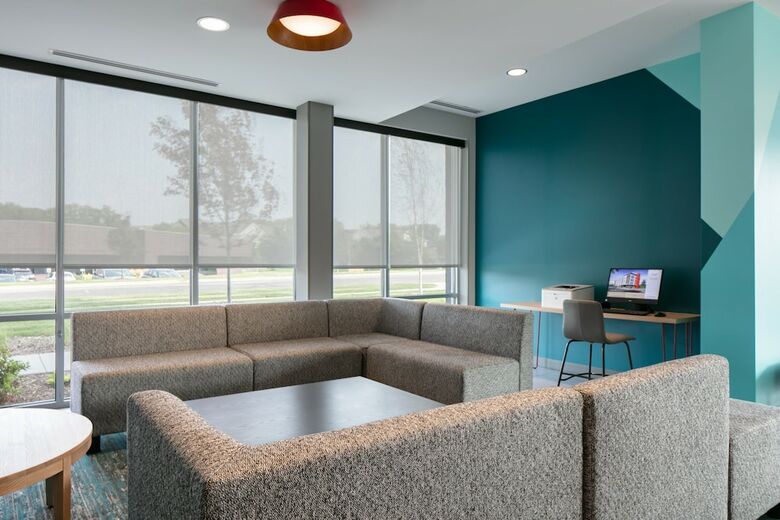 Avid Hotel Roseville - Minneapolis North