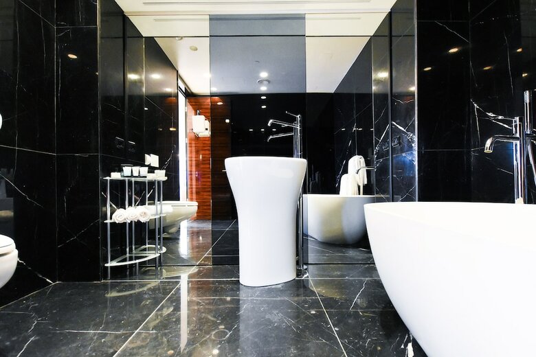 Tower Sea View Luxury 32 Floor Apartment
