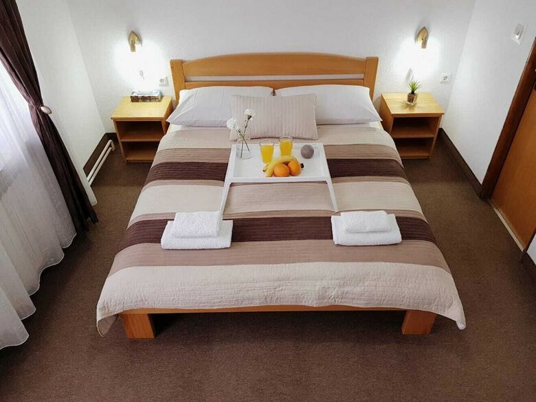 Hotel Guest House Kova?evi?