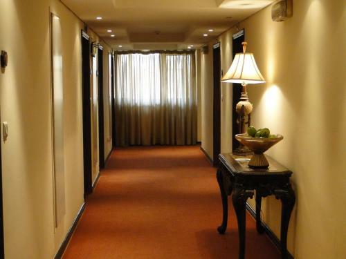 Shanashel Palace Hotel