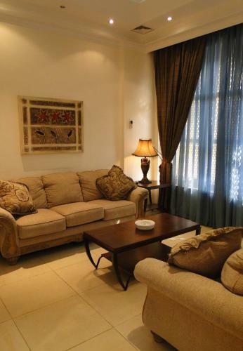 Shanashel Palace Hotel