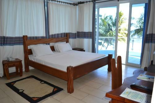 Aparthotel Cowrie Shell Beach Apartments