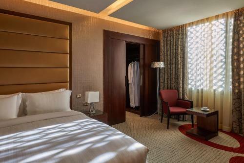 Safir Hotel And Residences Kuwait