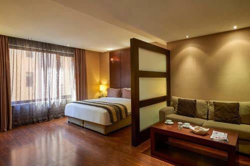 Safir Hotel And Residences Kuwait