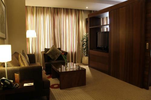 Safir Hotel And Residences Kuwait
