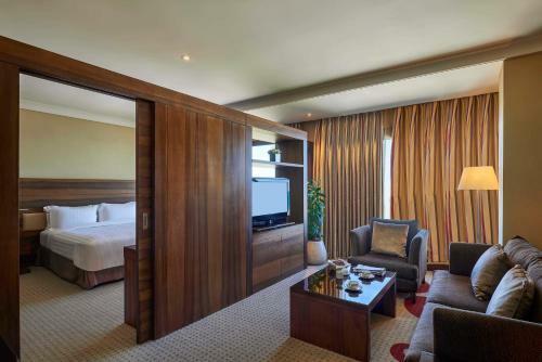 Safir Hotel And Residences Kuwait