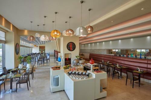 Safir Hotel And Residences Kuwait