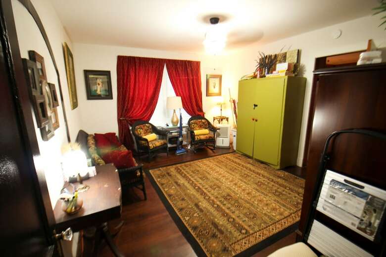 Hotel Tazmania Properties
