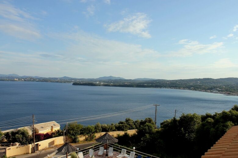 Hotel Stefanos Place