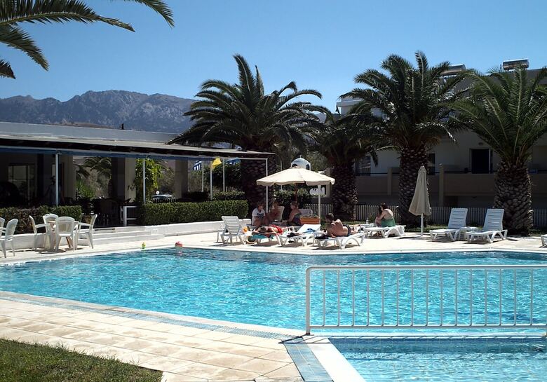 Aslanis Village Hotel