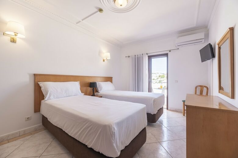 Hotel Bertolina Guest House