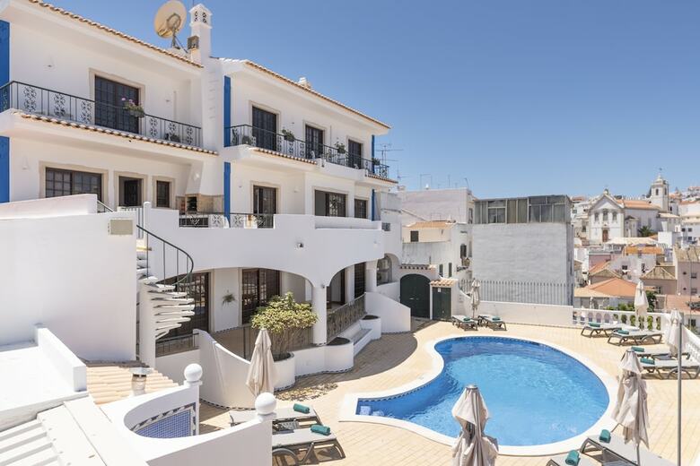 Hotel Bertolina Guest House