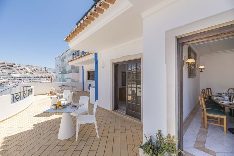 Hotel Bertolina Guest House