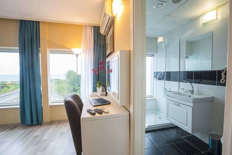 Arsen Hotel