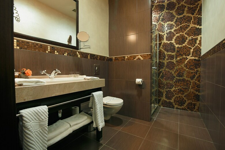 Tsunami Spa Hotel