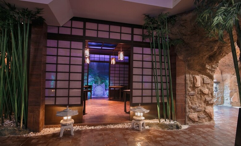 Tsunami Spa Hotel