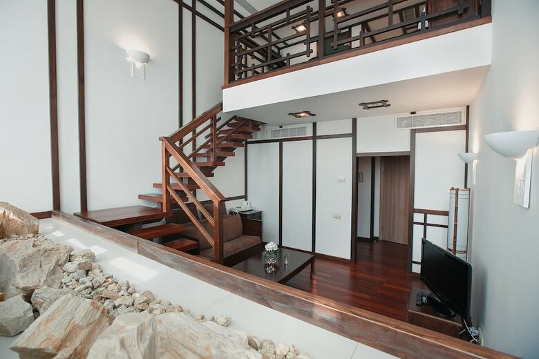 Tsunami Spa Hotel