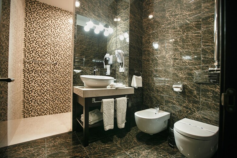 Tsunami Spa Hotel