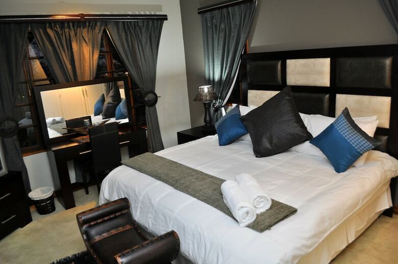 Waterfalls Boutique Hotel