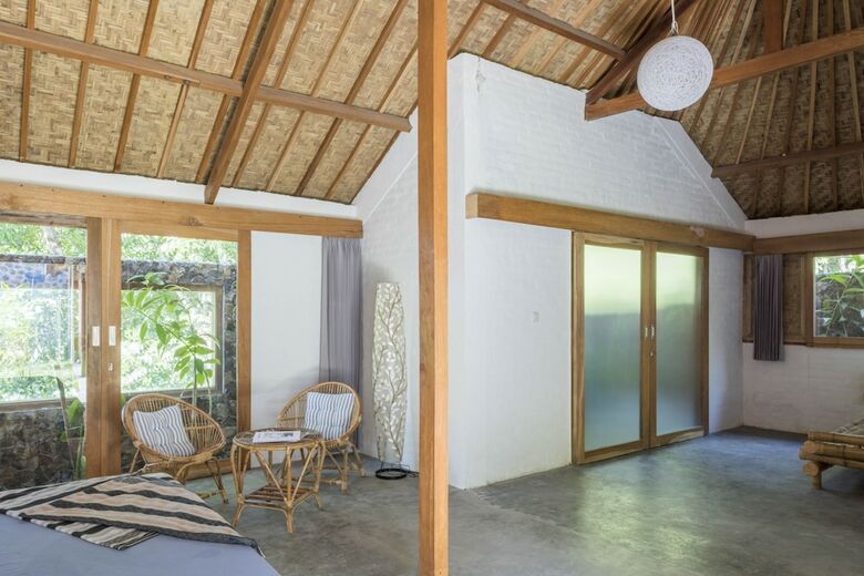 Bed & Breakfast Lombok Pool House