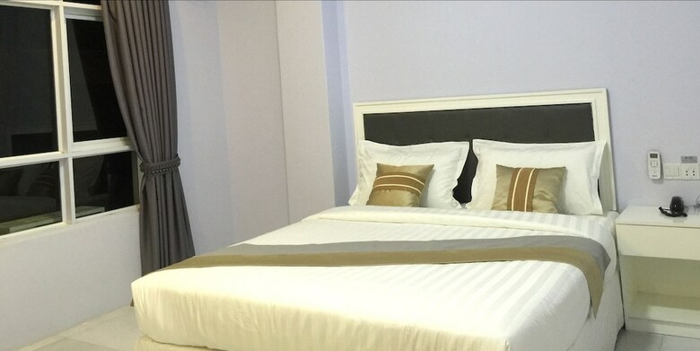 Star Hotel