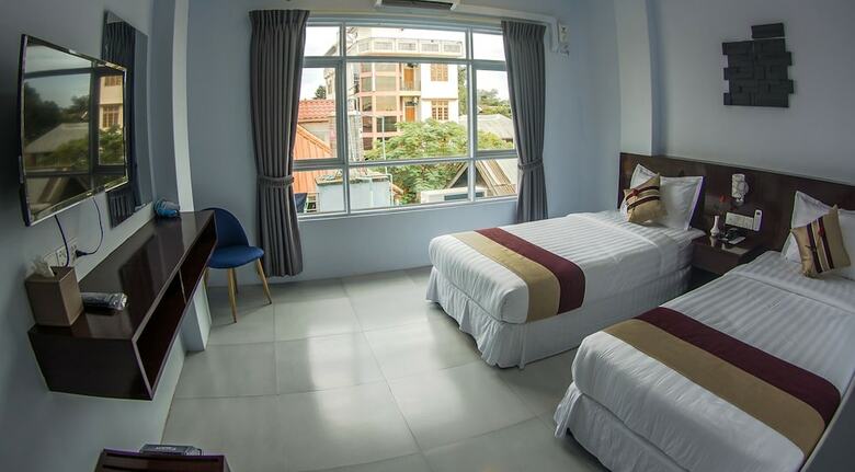 Star Hotel