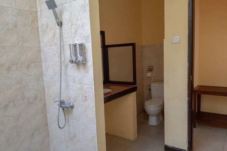Hotel Oyo 3070 Villa Lovina Eco Lodge