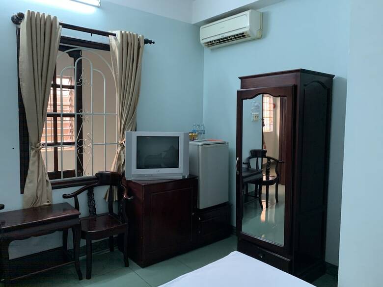 Oyo 945 Hong Ngoc Hotel
