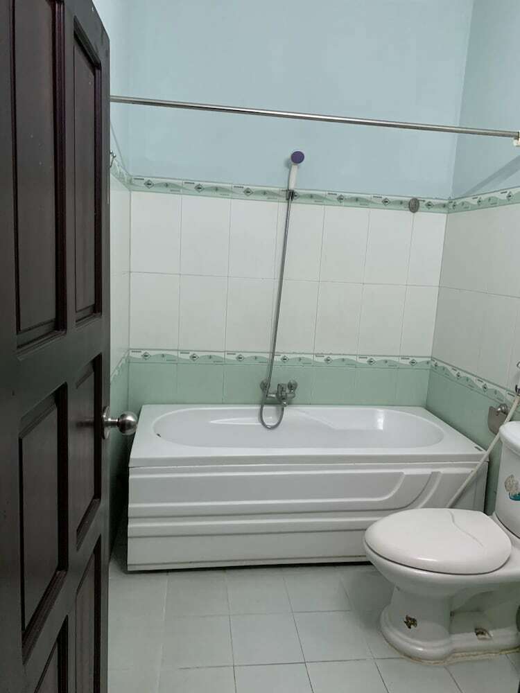 Oyo 945 Hong Ngoc Hotel