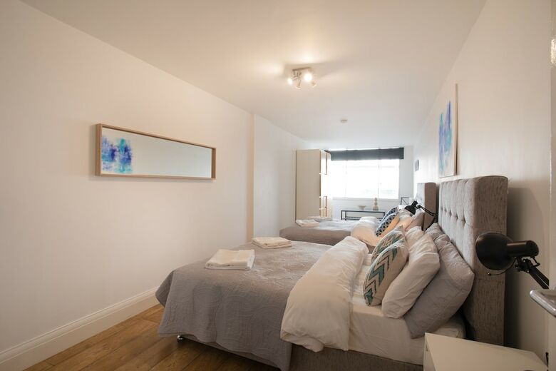 Apartamentos Rest & Recharge Regents Court 3bed 2bath