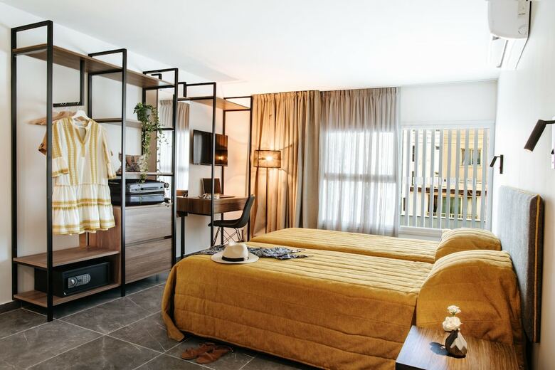Cosmo Napa Hotel