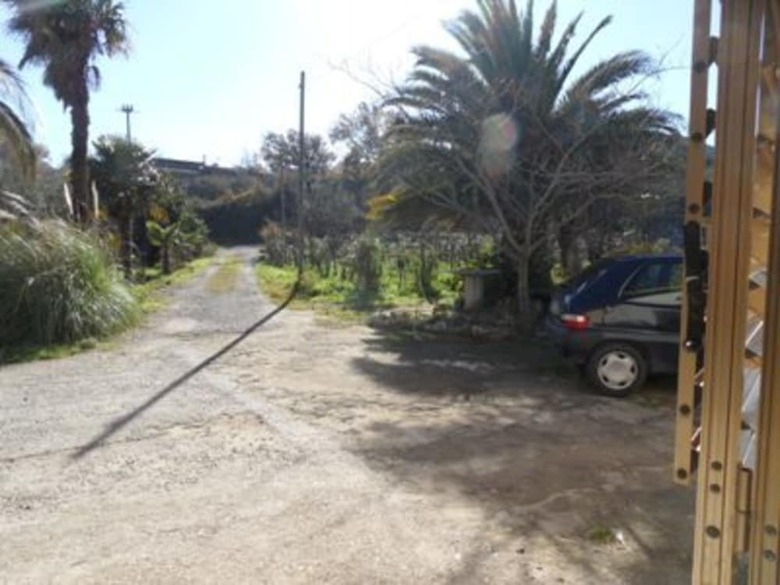 Residencia Country Home