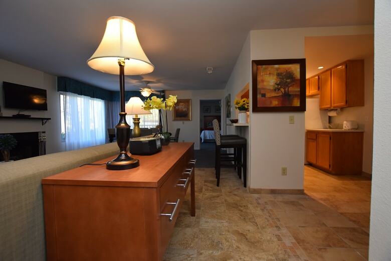 Hotel San Diego Country Estates