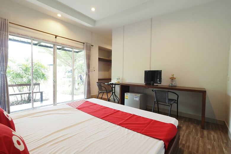 Hotel Oyo 733 T Resort