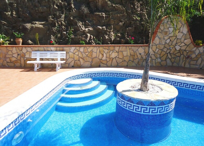 1051 Villa Al-andalus