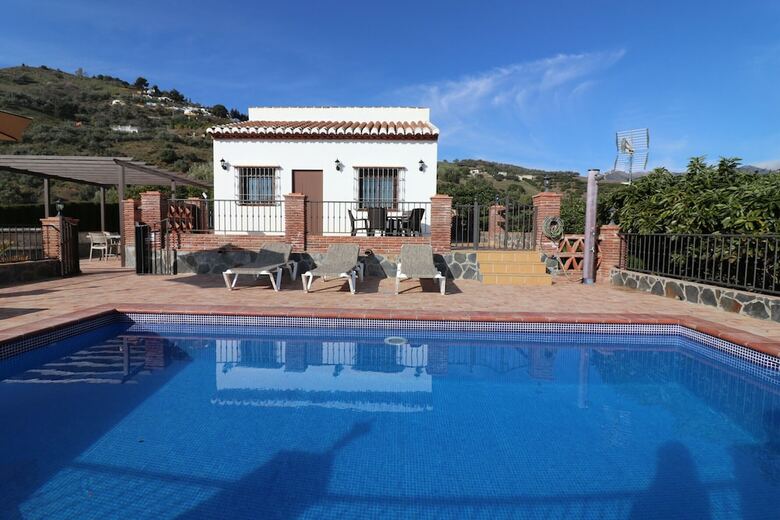 1148 Villa Miracosta
