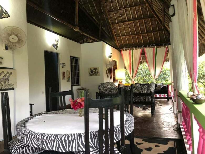 Apartamentos Nuru Ya Erika Villas