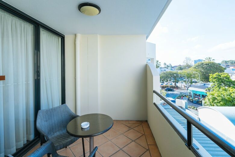 Airtrip Apartment On Edmonstone St