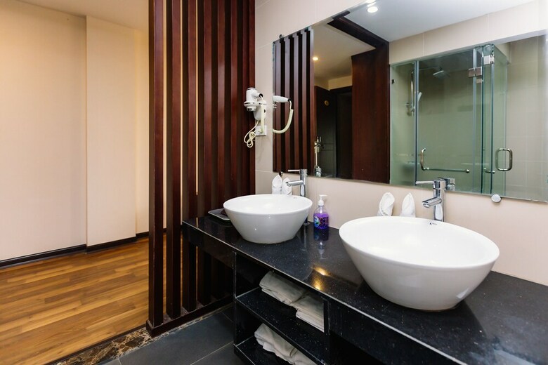 Oyo 930 Thang Long Hotel