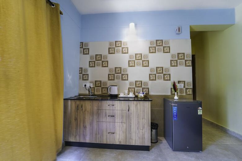Aparthotel Mariners Bay Suites