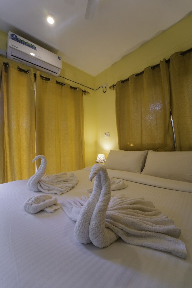 Aparthotel Mariners Bay Suites