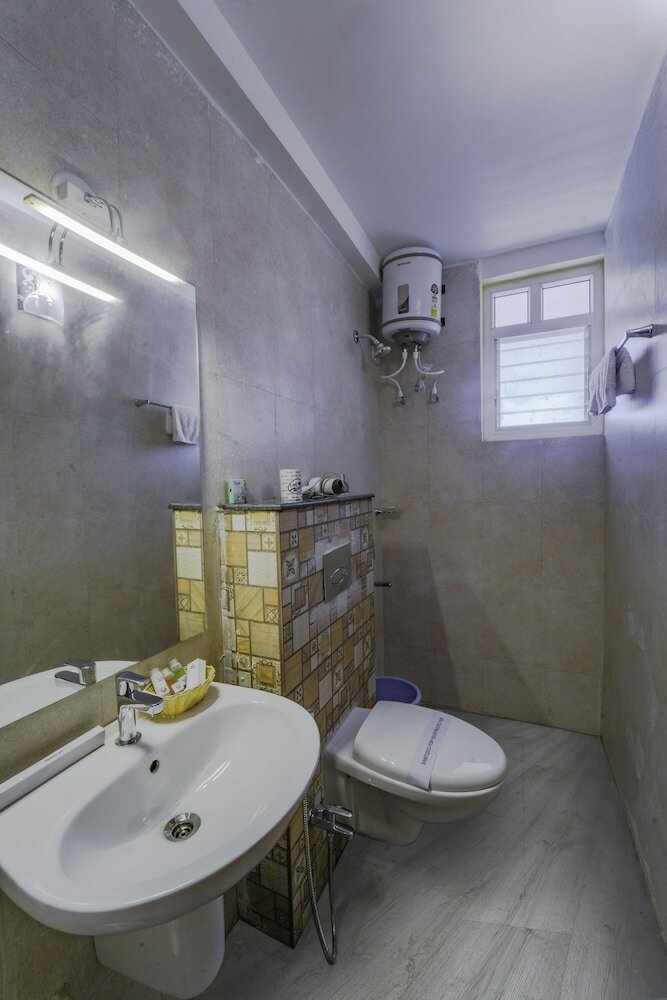 Aparthotel Mariners Bay Suites