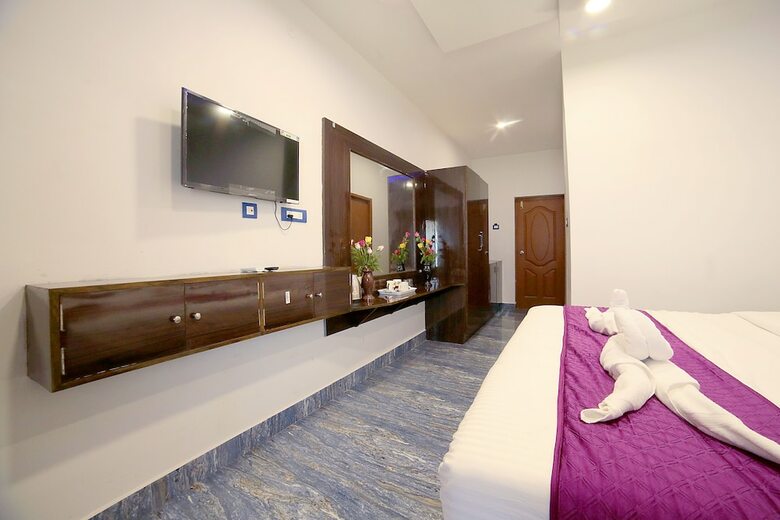 Sathvika Hotels