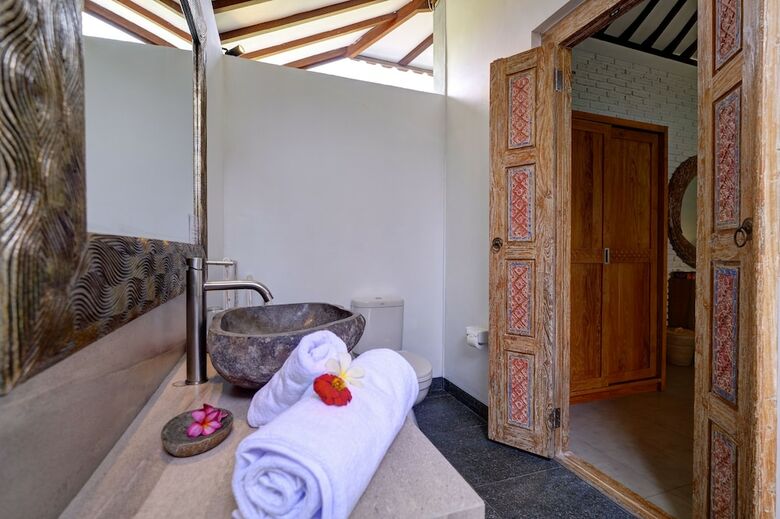 Hotel Wide Sands Beach Retreat