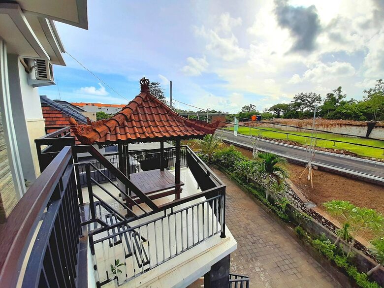 Hostal Safe House Bed And Breakfast - Hostel (Adults Ony)